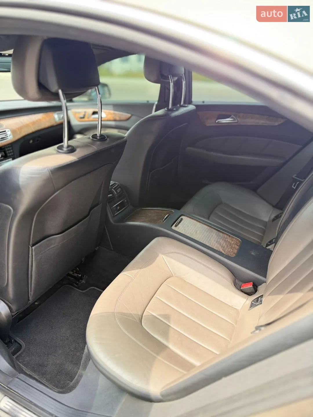 2010 Mercedes-Benz CLS-klasse - мініатюра 16