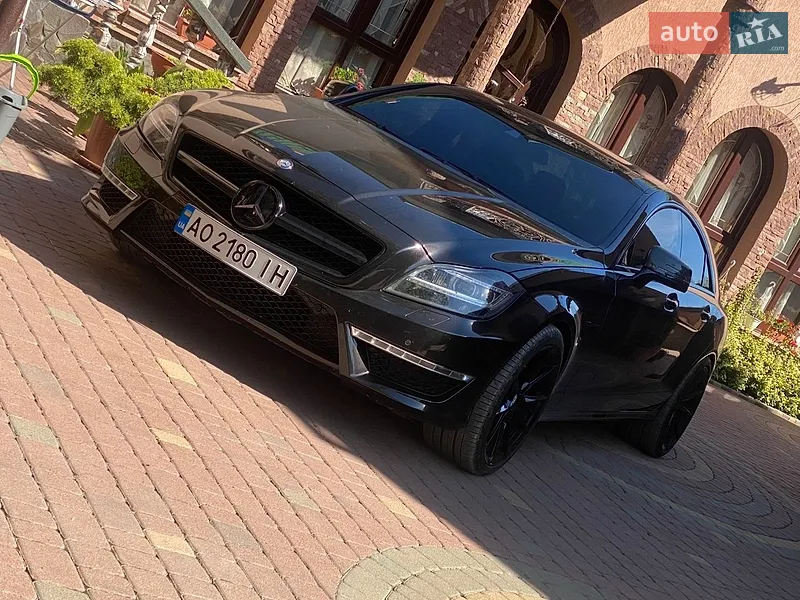 Mercedes-Benz CLS-Class 2012