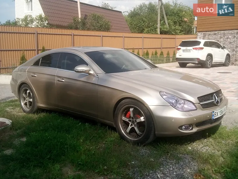 Mercedes-Benz CLS-Class 2004