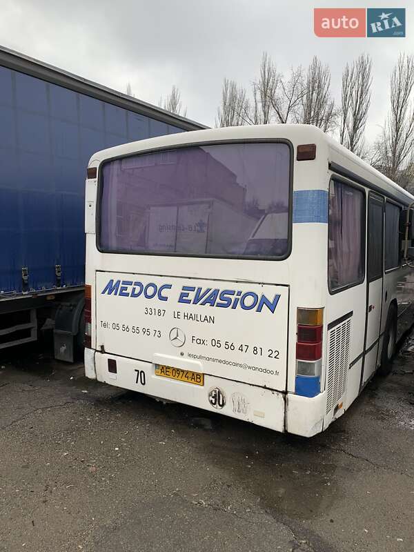 Приміський автобус Mercedes-Benz Conecto 1999 в Дніпрі