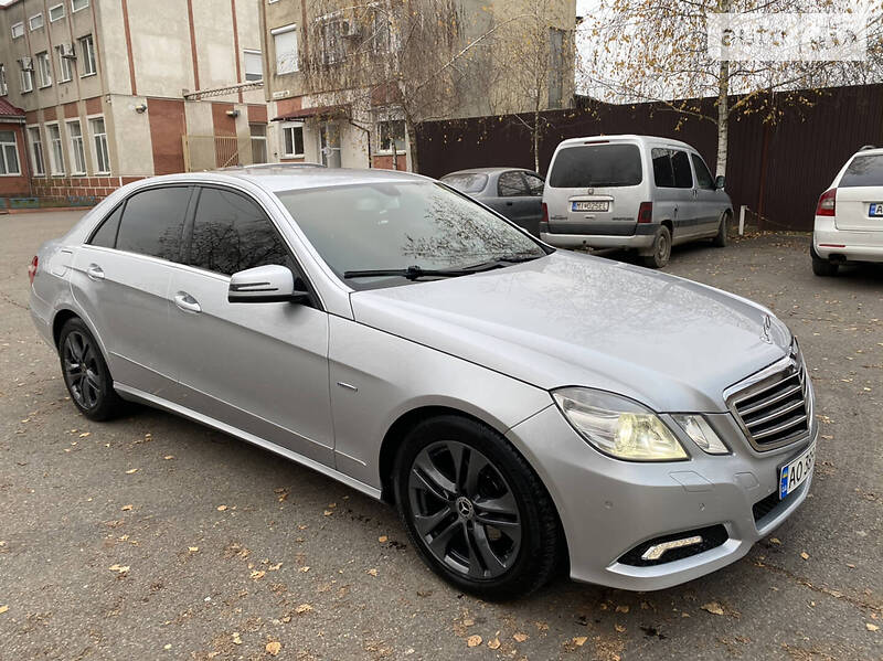 Mercedes-Benz E 220 Avantgarde