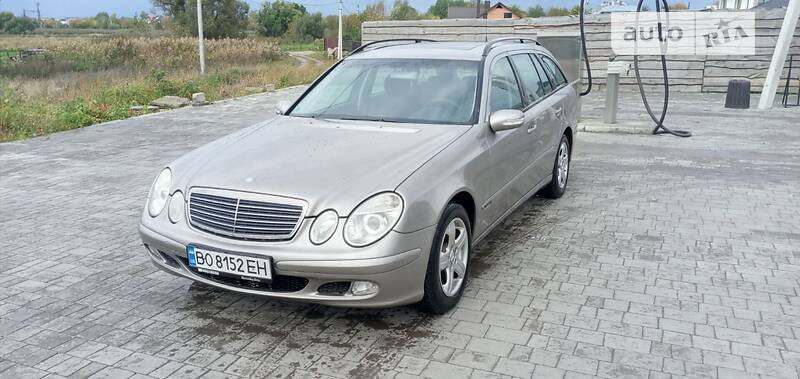 Mercedes-Benz E 220 Classik