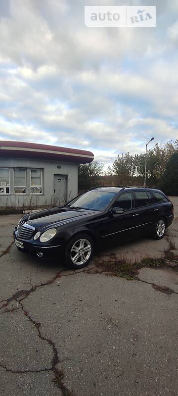 Mercedes-Benz E 220
