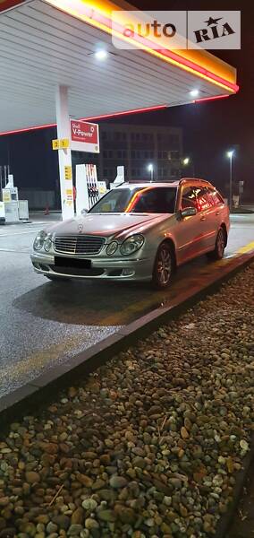 Mercedes-Benz E 270