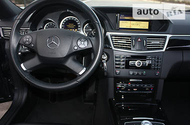 Седан Mercedes-Benz E-Class 2012 в Виннице