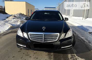 Седан Mercedes-Benz E-Class 2012 в 