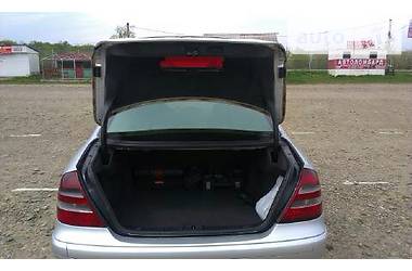 Седан Mercedes-Benz E-Class 2003 в Ивано-Франковске