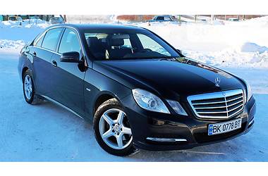 Седан Mercedes-Benz E-Class 2012 в Ровно