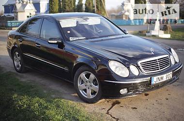 Седан Mercedes-Benz E-Class 2003 в Снятине