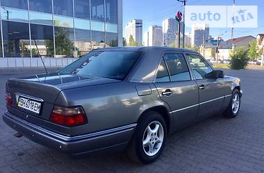 Седан Mercedes-Benz E-Class 1995 в Одессе