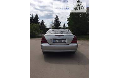 Седан Mercedes-Benz E-Class 2002 в Львове