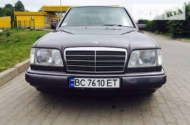 Седан Mercedes-Benz E-Class 1993 в Бродах