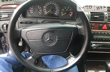 Седан Mercedes-Benz E-Class 1999 в Одессе