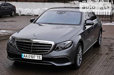 Седан Mercedes-Benz E-Class 2016 в Киеве