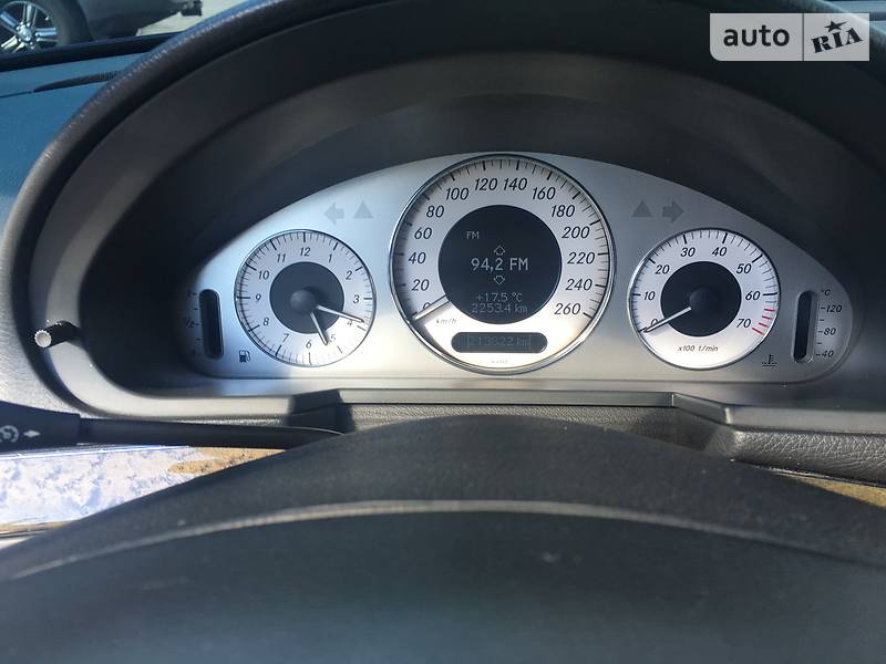 Седан Mercedes-Benz E-Class 2006 в Києві