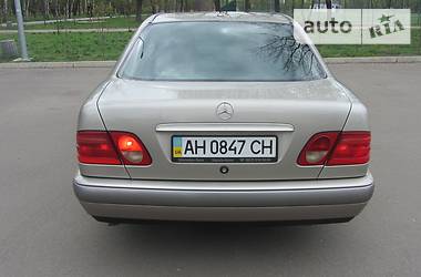 Седан Mercedes-Benz E-Class 1997 в Краматорске