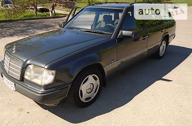 Універсал Mercedes-Benz E-Class 1994 в Рівному