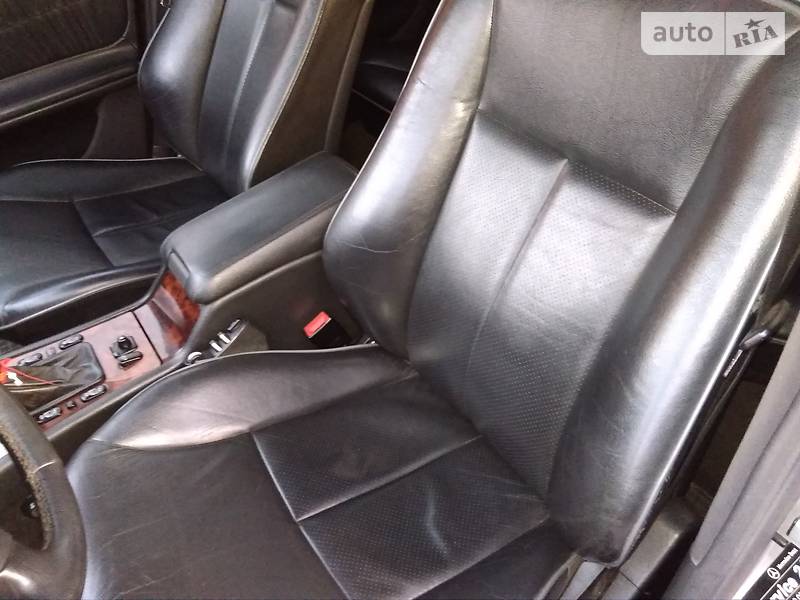 Седан Mercedes-Benz E-Class 1999 в Полонному