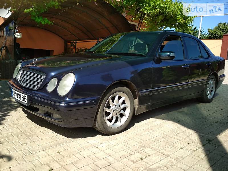 Седан Mercedes-Benz E-Class 1999 в Одессе