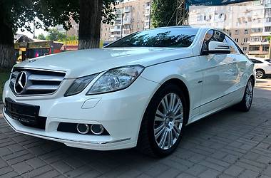 Купе Mercedes-Benz E-Class 2010 в Одессе