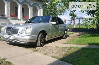 Седан Mercedes-Benz E-Class 1997 в Черновцах