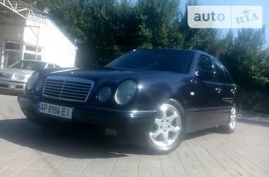 Седан Mercedes-Benz E-Class 1999 в Запорожье