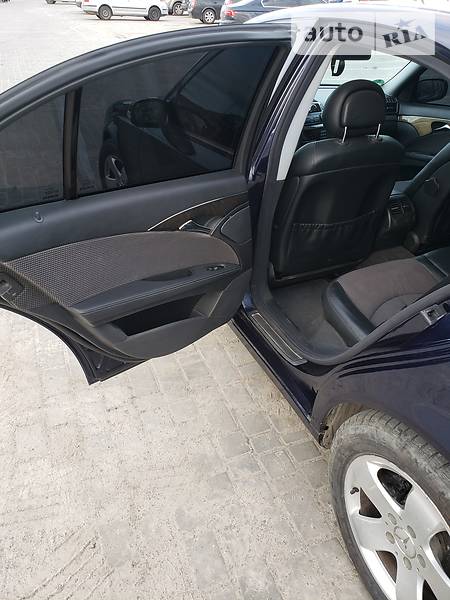 Седан Mercedes-Benz E-Class 2002 в Львові