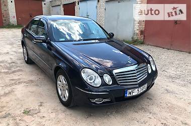 Седан Mercedes-Benz E-Class 2003 в Луцке