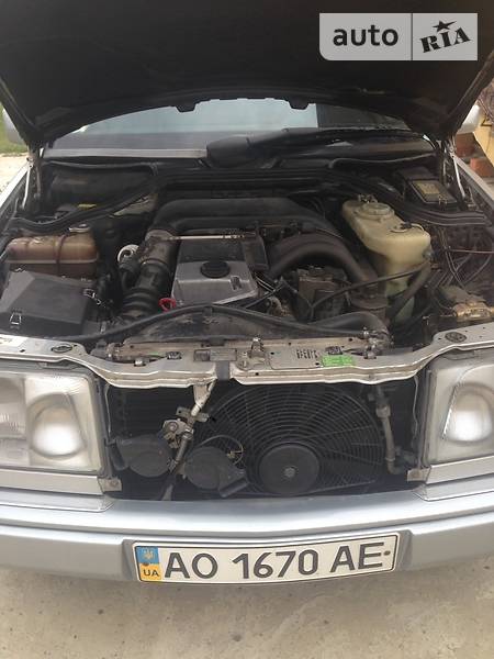 Седан Mercedes-Benz E-Class 1995 в Сваляві фото 9 Седан Mercedes-Benz E-Class 1995 в Сваляві