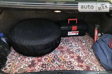 Седан Mercedes-Benz E-Class 1993 в 