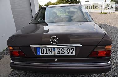 Седан Mercedes-Benz E-Class 1995 в Дрогобыче