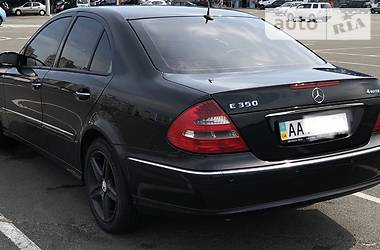 Седан Mercedes-Benz E-Class 2005 в 