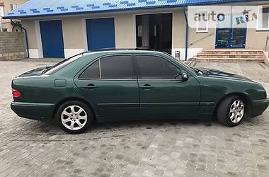 Седан Mercedes-Benz E-Class 1999 в Тернополе