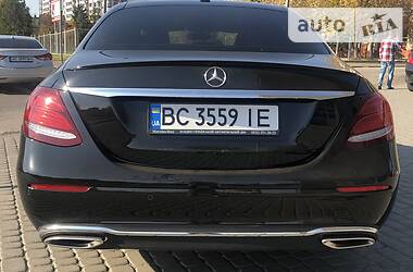 Седан Mercedes-Benz E-Class 2017 в Львові