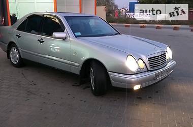 Седан Mercedes-Benz E-Class 1997 в Одессе