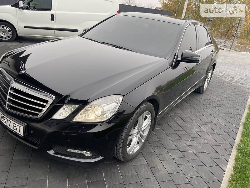 Седан Mercedes-Benz E-Class 2009 в Луцьку