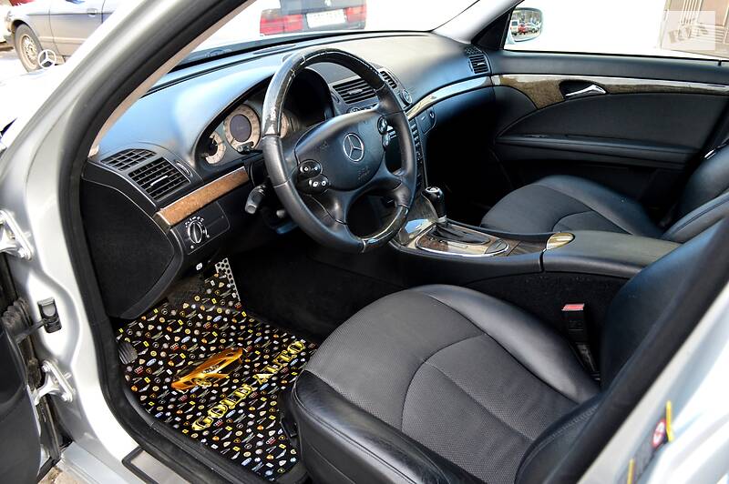 Седан Mercedes-Benz E-Class 2008 в Одесі