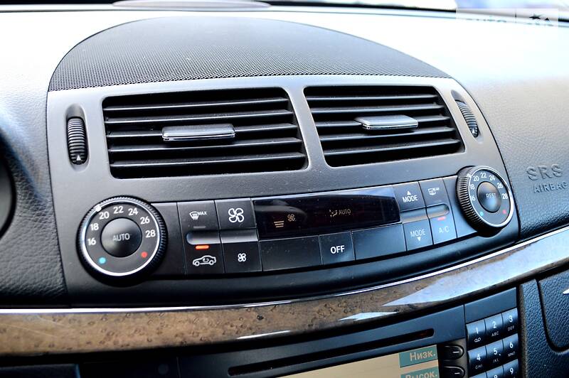 Седан Mercedes-Benz E-Class 2008 в Одесі