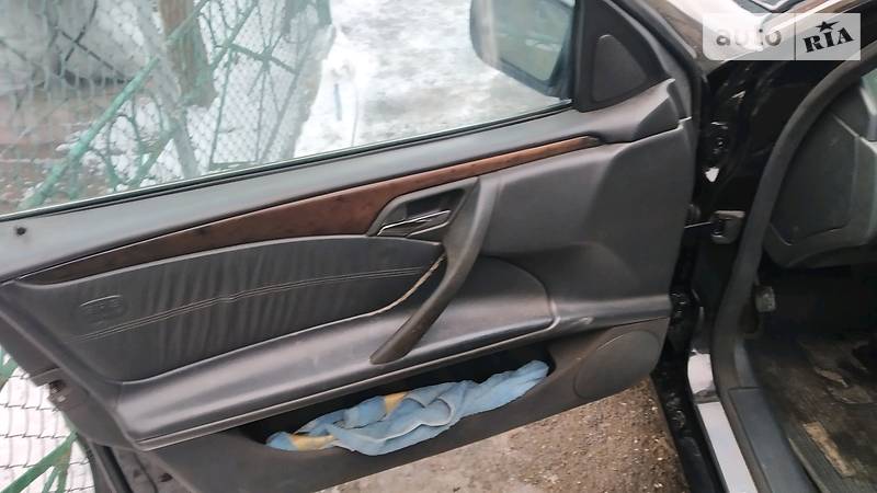 Седан Mercedes-Benz E-Class 2001 в Вінниці