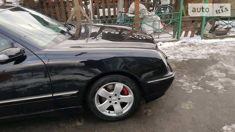 Седан Mercedes-Benz E-Class 2001 в Вінниці