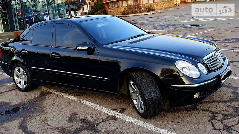 Седан Mercedes-Benz E-Class 2002 в Луцьку
