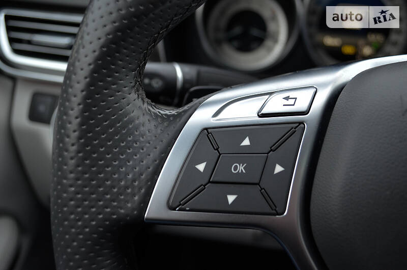 Седан Mercedes-Benz E-Class 2014 в Києві