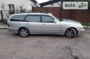 Универсал Mercedes-Benz E-Class 2001 в 