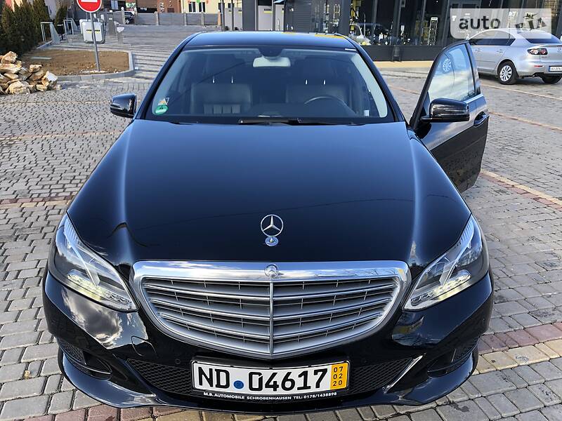 Седан Mercedes-Benz E-Class 2014 в Иршаве