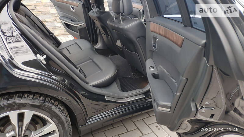 Седан Mercedes-Benz E-Class 2014 в Києві фото 3 Седан Mercedes-Benz E-Class 2014 в Києві