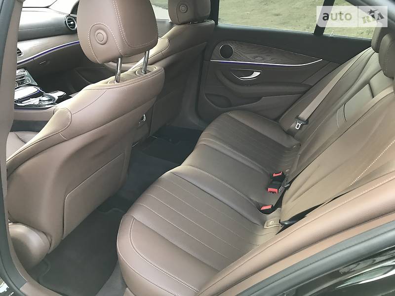 Седан Mercedes-Benz E-Class 2018 в Києві