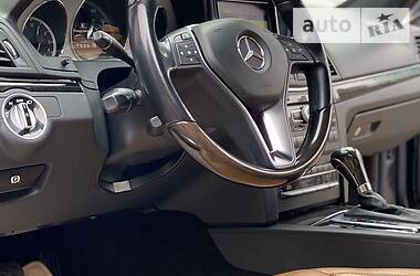 Кабріолет Mercedes-Benz E-Class 2012 в 