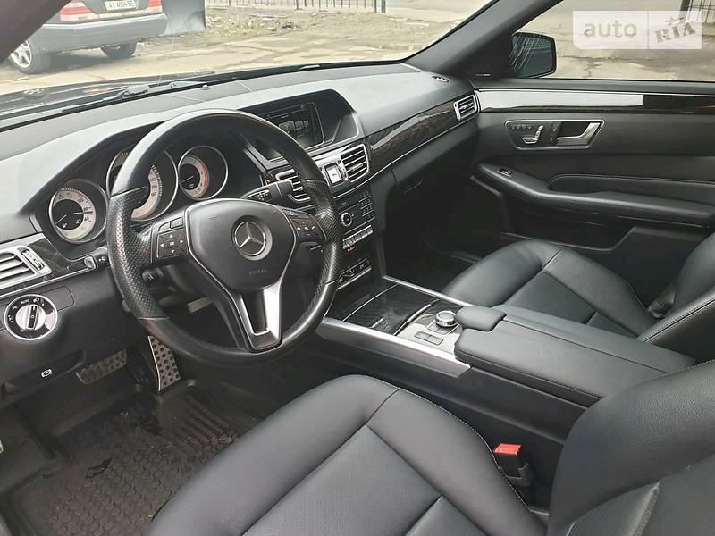 Седан Mercedes-Benz E-Class 2016 в Києві