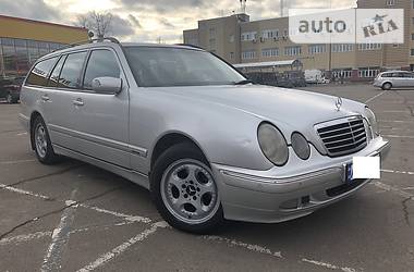 Універсал Mercedes-Benz E-Class 2001 в 