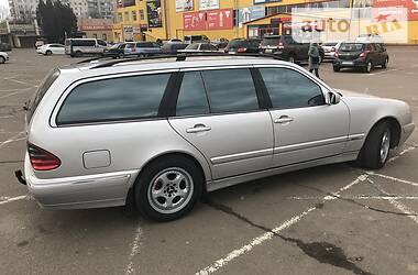 Універсал Mercedes-Benz E-Class 2001 в 